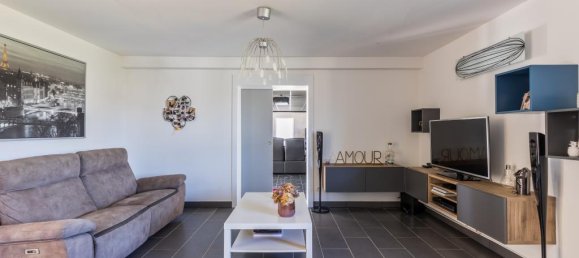 5 bedrooms House in Charente, France No. 328847 5