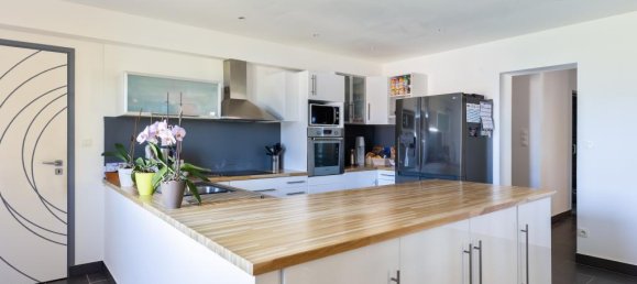 5 bedrooms House in Charente, France No. 328847 10