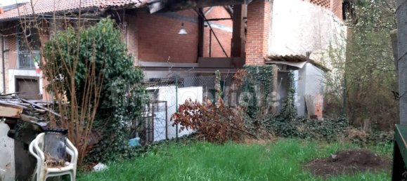 2 bedrooms House in Front, Italy No. 55477 13