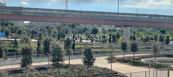 3 Schlafzimmer Wohnung in Luqa, Malta, Nr. 11540 2