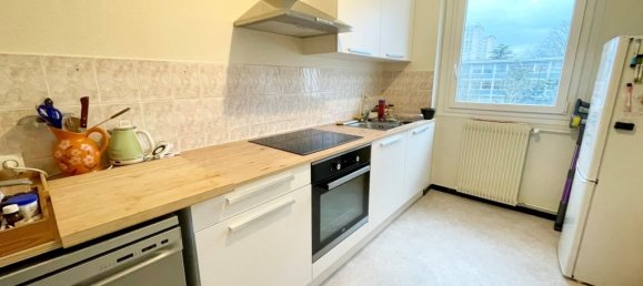 1 bedroom Apartment in Rennes, France No. 105249 2