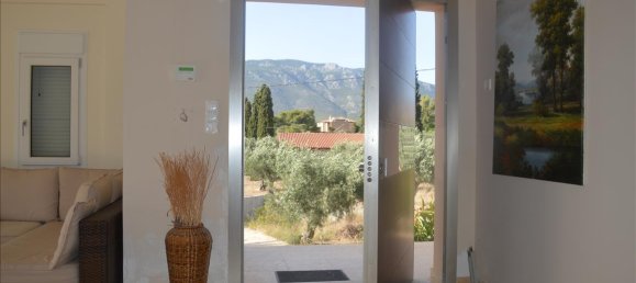 4 Schlafzimmer Property in Loutraki, Greece, Nr. 6705 15