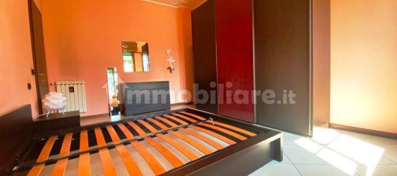 Apartamento de 2 dormitorios en Castelvetro di Modena, Italy No. 374786 23