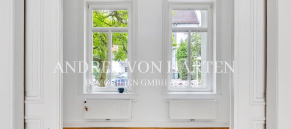 Здание с 8 комнатами в Вандсбек, Германия № 321384 9