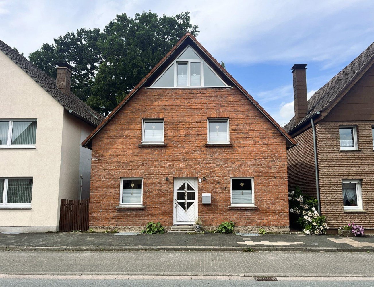 6 rooms House in Hoxter, Germany No. 267496