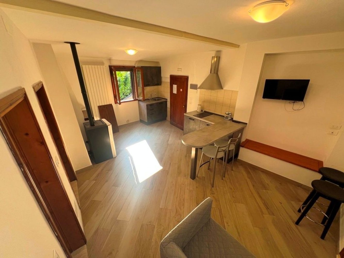 Apartamento de 4 habitaciónes en Anghiari, Italy No. 290994