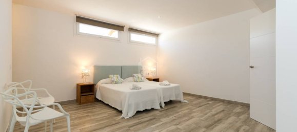 5 bedrooms Villa in San Jaime Mediterraneo, Spain No. 9737 12