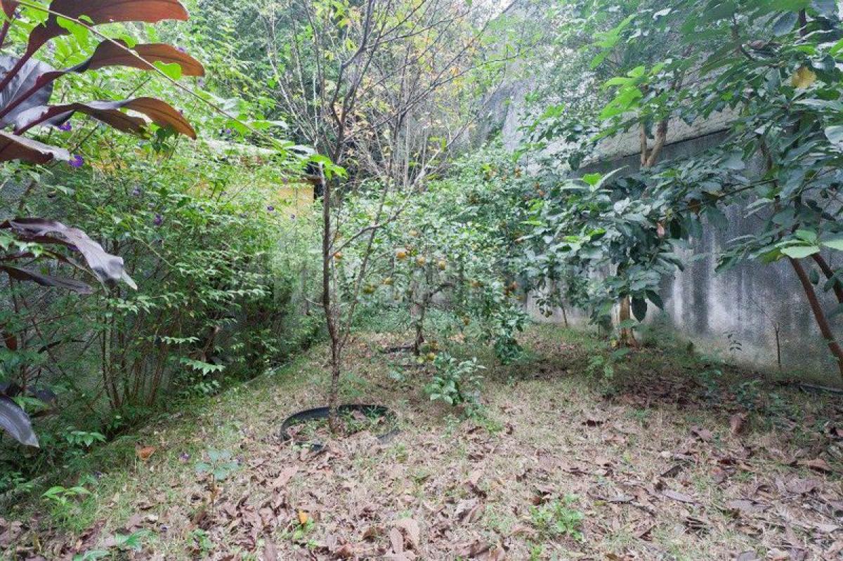 Casa de 4 dormitorios en Sao Paulo, Brazil No. 586026