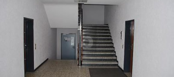 7-salle Bâtiment à Dusseldorf, Germany No. 9809 2