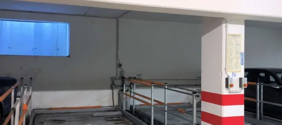  موقف سيارات في Freiburg im Breisgau, Germany رقم 33115 5