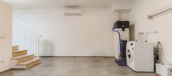 1 bedroom Apartment in Rome, Italy No. 205991 17