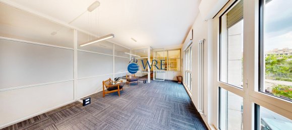 250m² Commercial property in Rome, Italy No. 288598 16