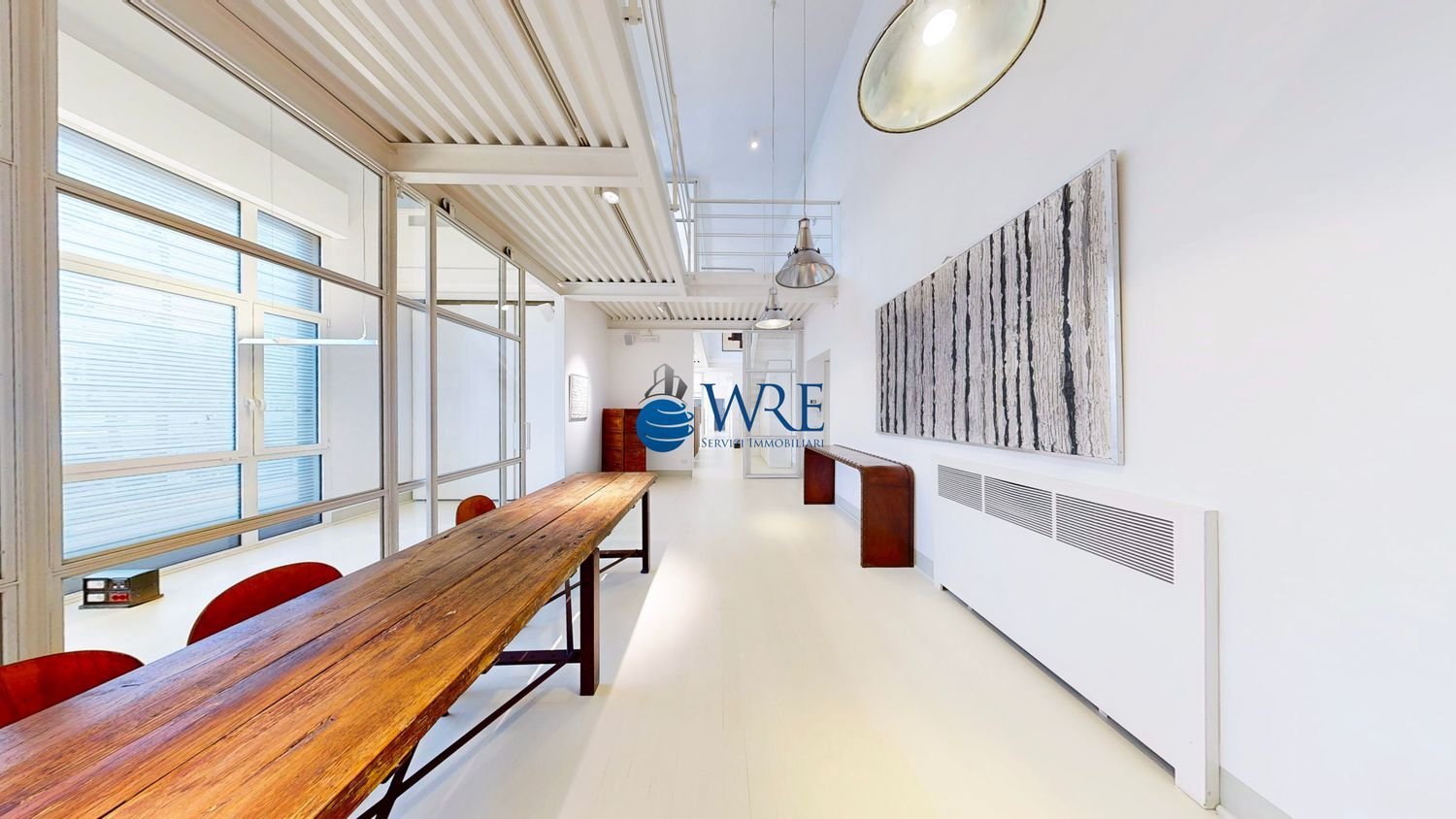 250m² Commercial property in Rome, Italy No. 288598