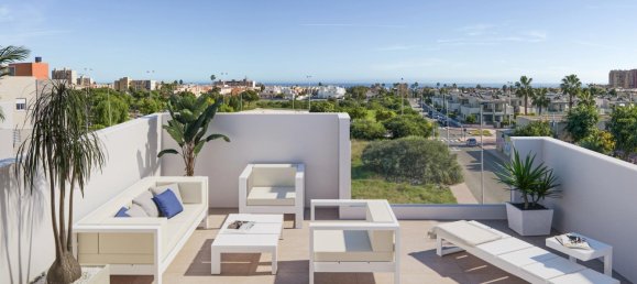 3 غرف نوم فيلا في Torrevieja, Spain رقم 7003 4