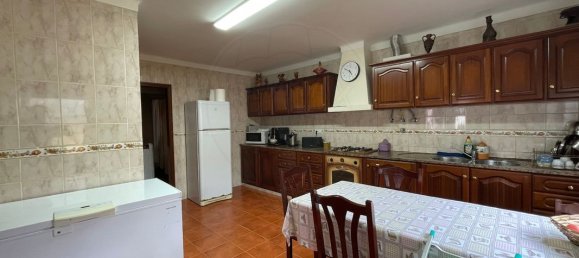 3 bedrooms House in Alcanena, Portugal No. 26169 5