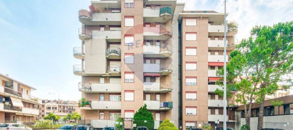 Apartamento T2 em Busto Arsizio, Italy N.º 343466 2