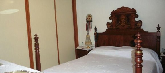 4 Schlafzimmer Haus in Chartered Community of Navarre, Spain, Nr. 37273 14