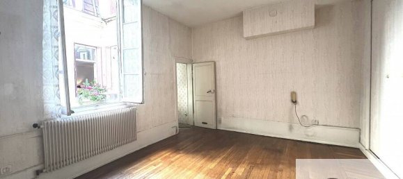 Apartamento de 1 dormitorio en Dijon, France No. 328620 5