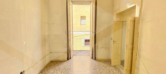 Apartamento de 4 habitaciónes en Bitonto, Italy No. 21310 21