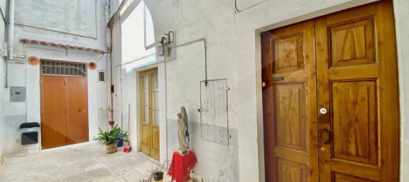 Apartamento de 4 habitaciónes en Bitonto, Italy No. 21310 32