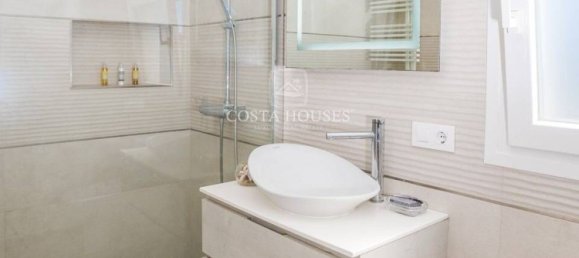 Villa T5 em Alicante, Spain N.º 70803 29