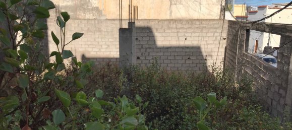 297m² Land in Las Palmas De Gran Canaria, Spain No. 65318 5