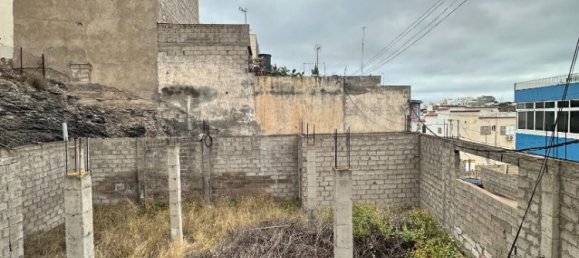 297m² Land in Las Palmas De Gran Canaria, Spain No. 65318 16