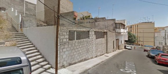 297m² Land in Las Palmas De Gran Canaria, Spain No. 65318 3