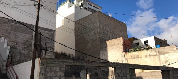 297m² Land in Las Palmas De Gran Canaria, Spain No. 65318 6