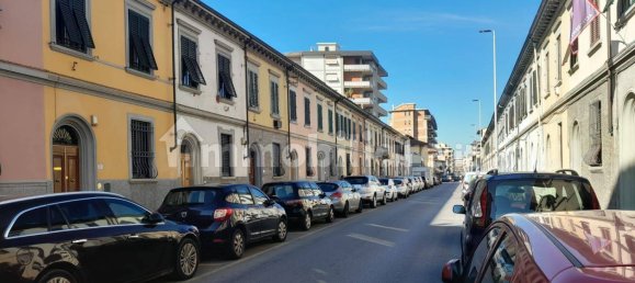 2 Schlafzimmer Wohnung in Florence, Italy, Nr. 9886 31