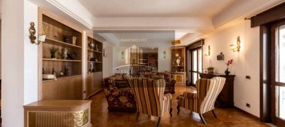 5 rooms Villa in Messina, Italy No. 59873 22