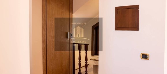 5 rooms Villa in Messina, Italy No. 59873 37