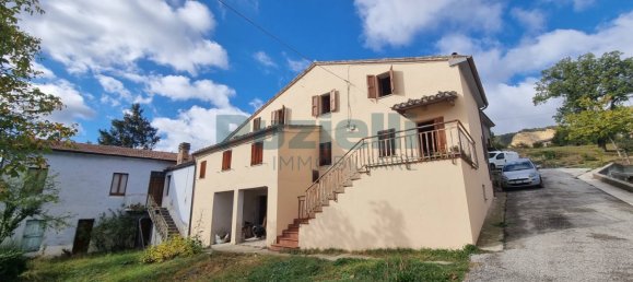 Дом с 3 спальнями в Монтефальконе Аппеннино, Италия № 152763 34