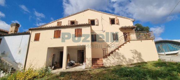 Дом с 3 спальнями в Монтефальконе Аппеннино, Италия № 152763 33