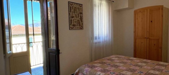 Дом с 5 комнатами в Фивиццано, Италия № 72700 10