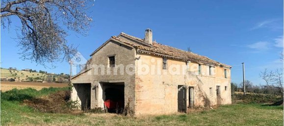 5 rooms House in Recanati, Italy No. 347718 3
