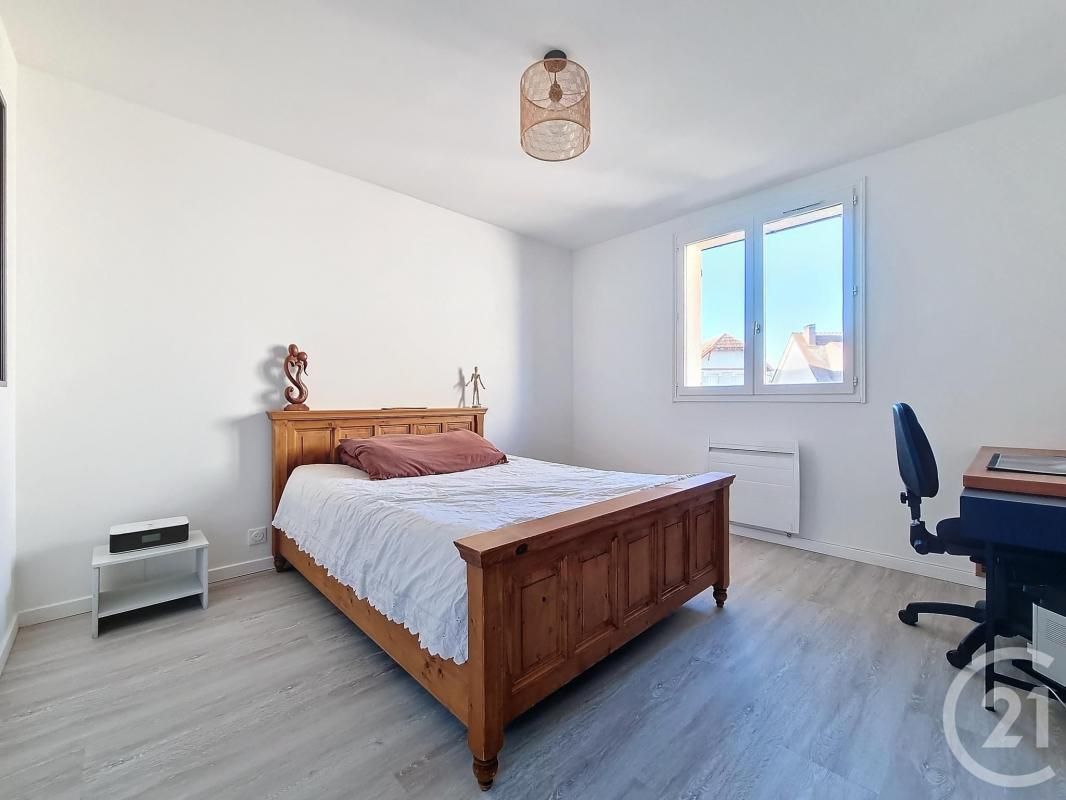 3 bedrooms House in Conflans-Sainte-Honorine, France No. 164782