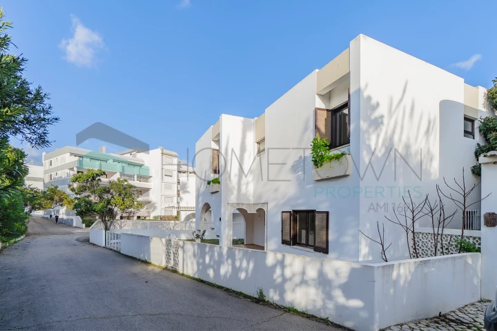 Casa de 6 dormitorios en Albufeira, Portugal No. 25195