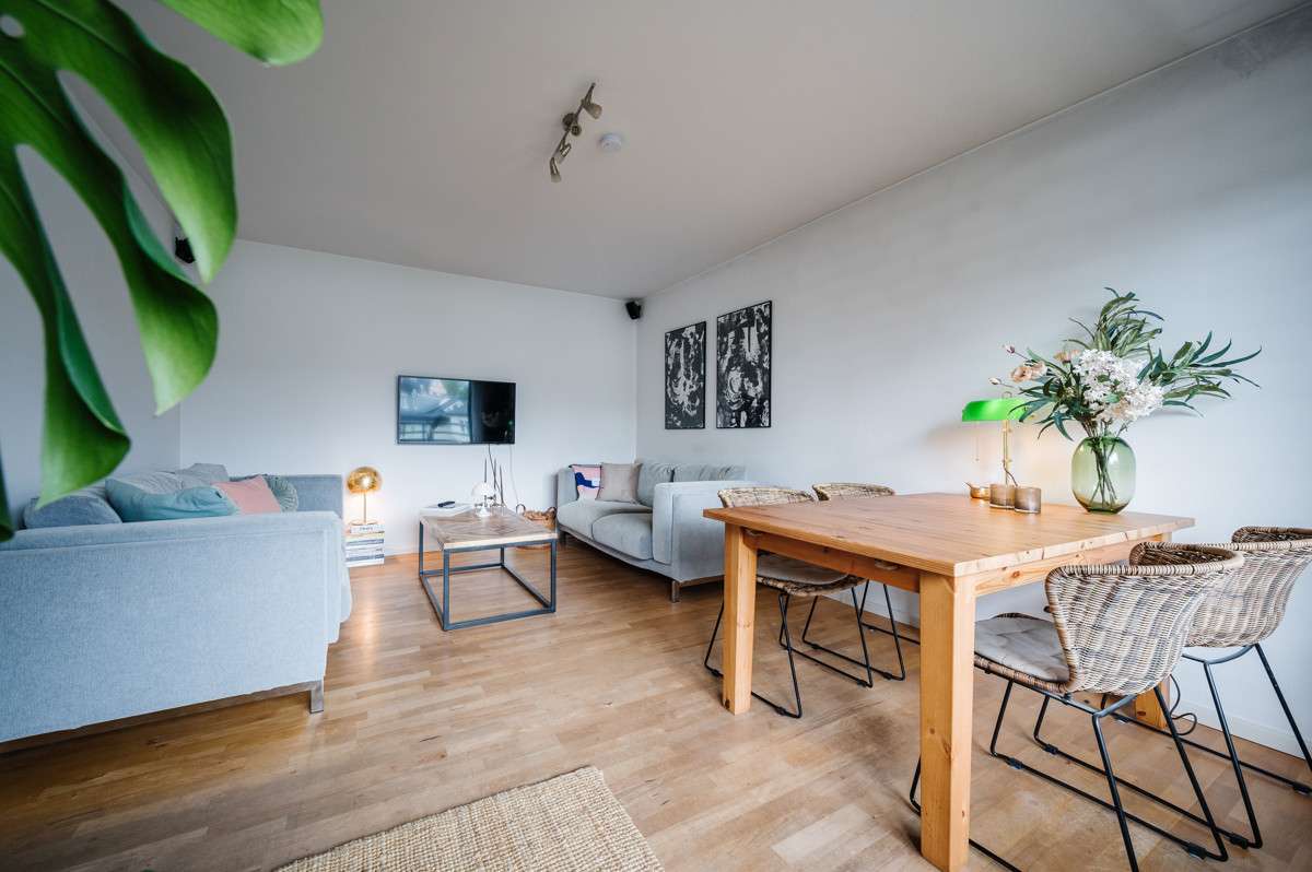 Apartamento de 2 dormitorios en Frankfurt am Main, Germany No. 260177