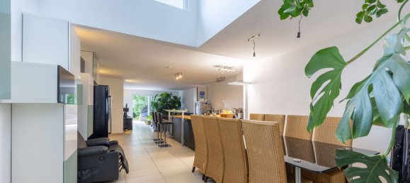 5 bedrooms Bungalow in Kaarst, Germany No. 21945 3