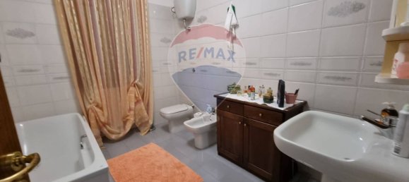 Casa de 14 divisões em Sulmona, Italy N.º 212599 14