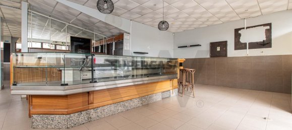 131m² Commercial property in Vila Franca de Xira, Portugal No. 162696 6