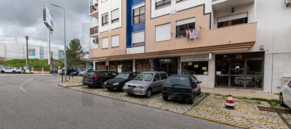131m² Commercial property in Vila Franca de Xira, Portugal No. 162696 5