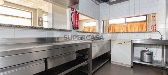 131m² Commercial property in Vila Franca de Xira, Portugal No. 162696 21