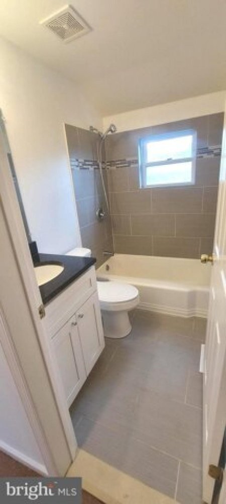 3 bedrooms House in Essex, USA No. 380523