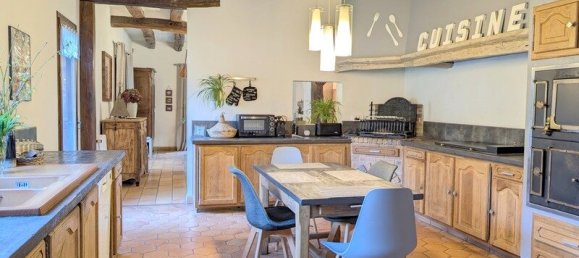 8 غرف نوم منزل في Chaumes-en-Brie, France رقم 345811 2