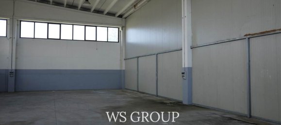 Almacén en Monza, Italy 700 m² No. 359776 3