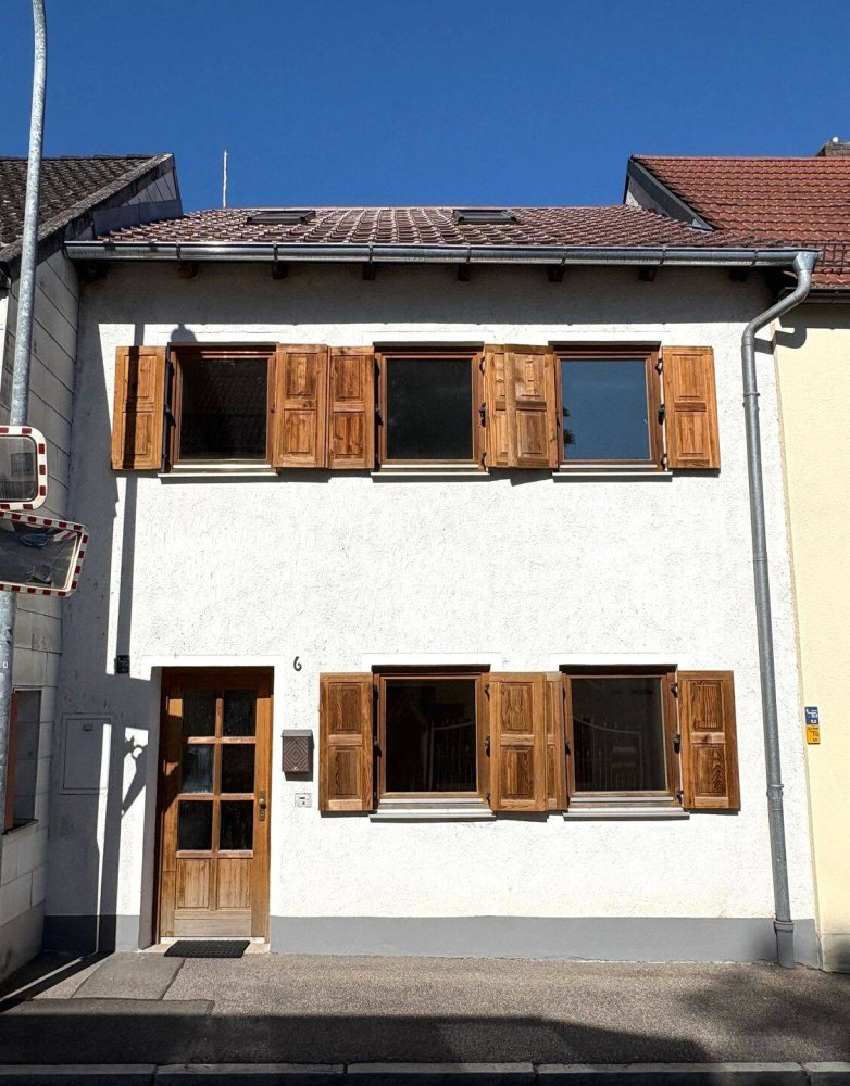 4 rooms Townhouse in Dingolfing-Landau, Germany No. 271957