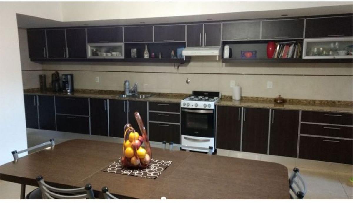 3 bedrooms House in Santa Fe, Argentina No. 11787