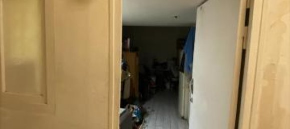 Garage in Bagnolet, France No. 335535 6